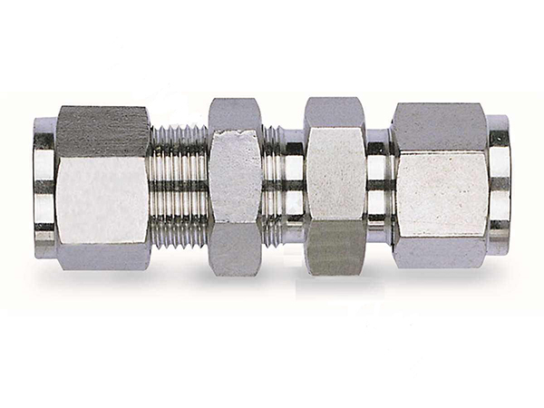 卡套穿板直通活接頭